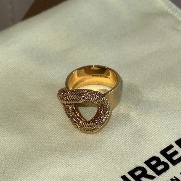 Burberry chain link ring size large - Picture 8 of 8
